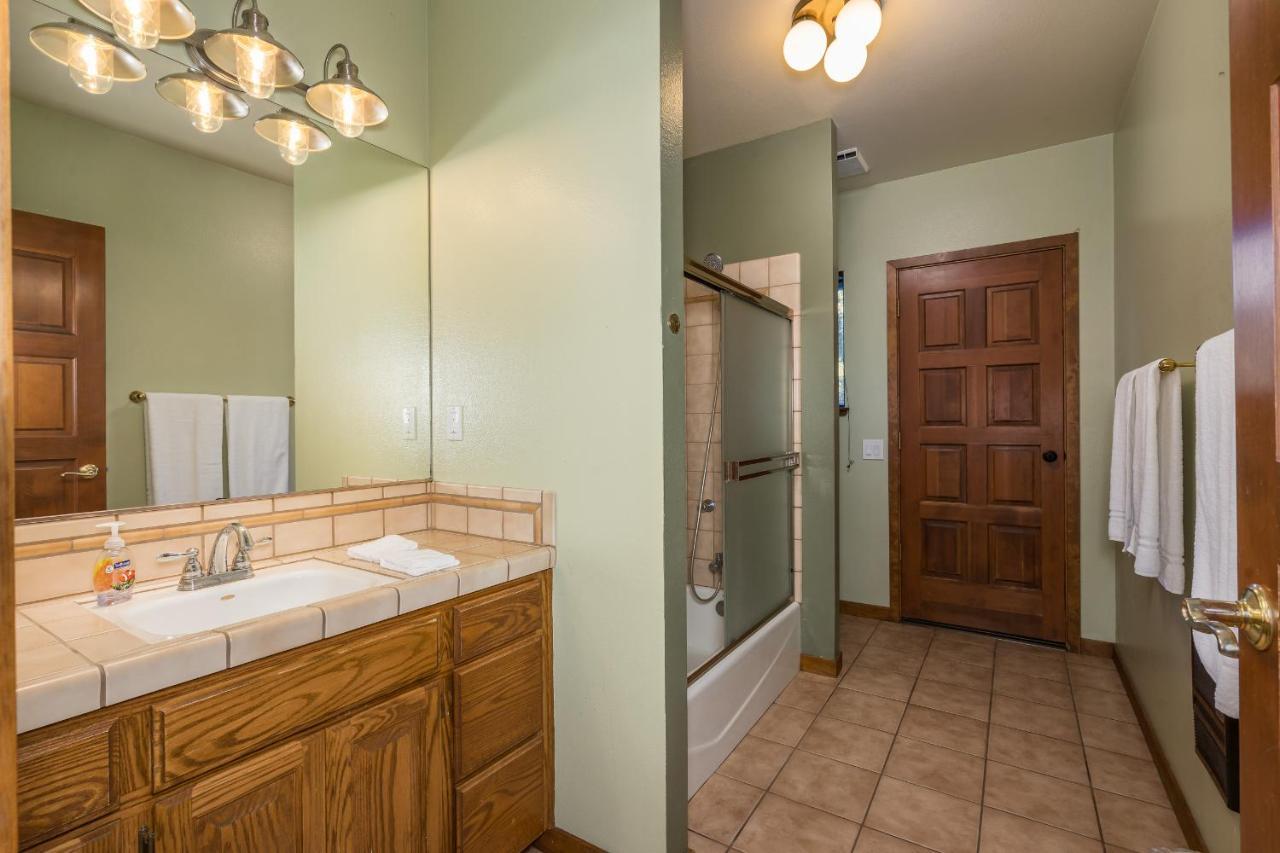 Casa Rio Yosemite -Waterfall Plus 9 Acres Oakhurst Exterior photo