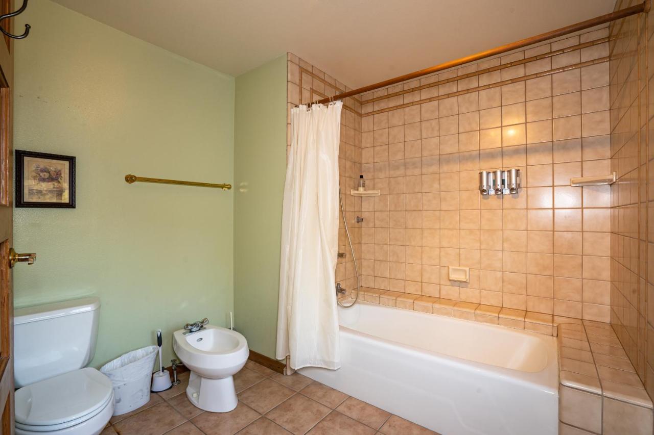 Casa Rio Yosemite -Waterfall Plus 9 Acres Oakhurst Exterior photo